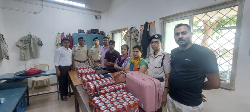 ऑपरेशन सतर्क: बांद्रा टर्मिनस पर 19,000 की अवैध शराब जब्त, तीन आरोपी गिरफ्तार!