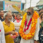 "शिव बारात में दिखी गंगा-जमुनी तहज़ीब, मुस्लिम समुदाय ने किया धर्मगुरु का स्वागत"