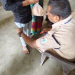 उल्हासनगर मध्यवर्ती अस्पताल में प्रशासन की सतर्कता से शराब तस्करी की कोशिश नाकाम। दवा के पैकेट में छिपाई गई बोतल जब्त, आरोपी रोका गया।