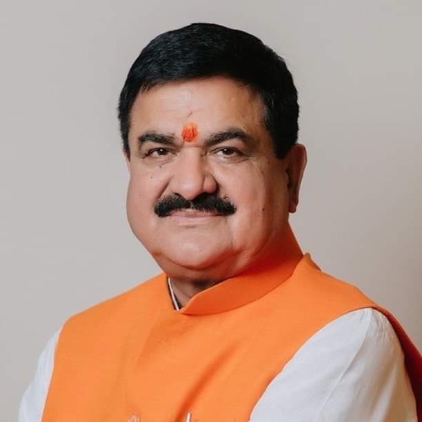 पिंडरा विधायक व पूर्व कांग्रेसी नेता डाॅ अवधेश सिंह