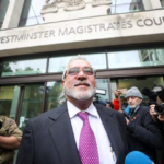 Vijay Mallya ने Bombay High Court में कहा कि पासपोर्ट रद्द होने और ब्रिटेन की कानूनी पाबंदियों के कारण वह भारत वापसी की तारीख नहीं बता सकते।