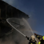 तोरखम बॉर्डर इलाके में गोलाबारी के बाद कमर्शियल मार्केट में लगी भीषण आग में 150 से अधिक दुकानें जलकर खाक हो गईं