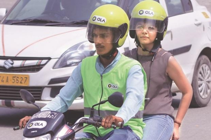 महाराष्ट्र सरकार ने नियम उल्लंघन के आरोप में Ola, Uber और Rapido की बाइक टैक्सी सेवाओं पर रोक लगाते हुए अस्थायी लाइसेंस रद्द कर दिए