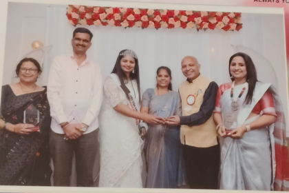 महिला दिवस पर आयोजित बीएनआई प्रियदर्शनी वुमेंस डे कार्यक्रम में सौ. प्रणिता दिनेश घोटणे को गिनीज बुक रिकॉर्ड विजेता प्रो. डॉ. दिनेश गुप्ता और उद्योजिका सौ. कल्याणी गायकवाड के हाथों “आदर्श समाजसेविका पुरस्कार” से सम्मानित किया गया