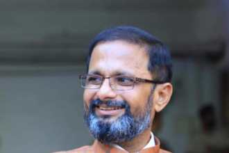 सांसद नरेश म्हस्के ने संसद की स्थायी समिति की बैठक में PM-E बस सर्विस स्कीम के तहत प्रतिदिन 200 किमी बस संचालन लक्ष्य घटाकर 150 किमी करने और ठाणे क्षेत्र के लिए अधिक बसें देने की मांग उठाई