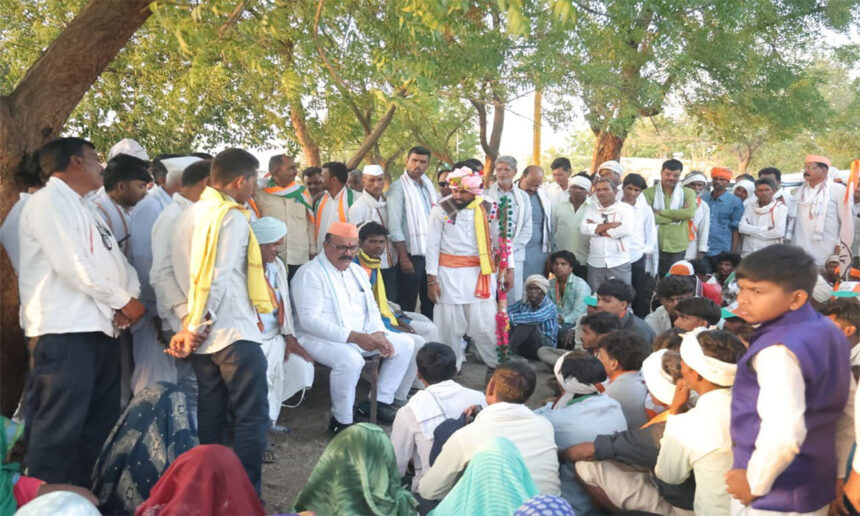 Leaders Urged