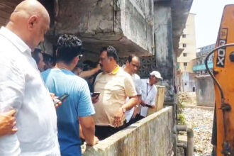 Mayor Inspects Nullah Cleaning Operations