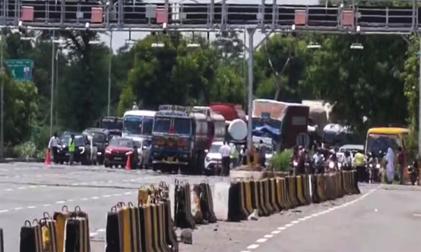 Manoharpur Toll Plaza Tolling
