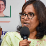 सवाल पूछना बदनामी नहीं, लोकतंत्र का अधिकार: वर्षा गायकवाड़