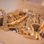 Man Held for ₹7 Lakh Fake Gold Fraud