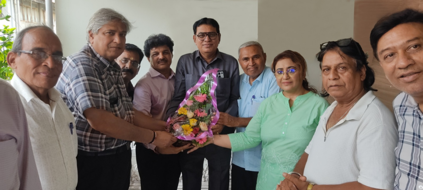 Kumar Mahadev Vyas Elected Press Club President