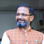 Naresh Mhaske attacks Uddhav Thackeray in Thane press conference